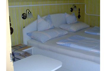 Hungrie Privát Balatonmáriafürdő, Extérieur